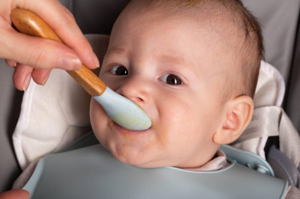 Foods that Promote Weight Gain in 6-Month-Old Babies